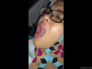 Ngocok Hijaber Sampe Kejang Di Mobil